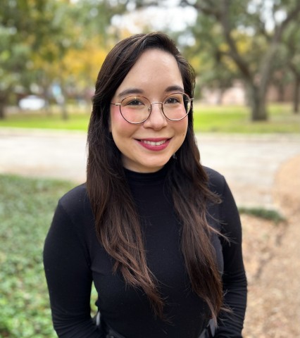 Headshot of Dr. Cassandra Phetmisy